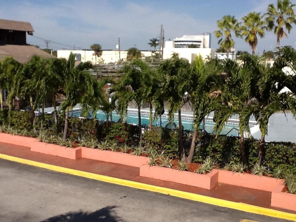 America's Best Inn&Suites Fort Lauderdale North Extérieur photo